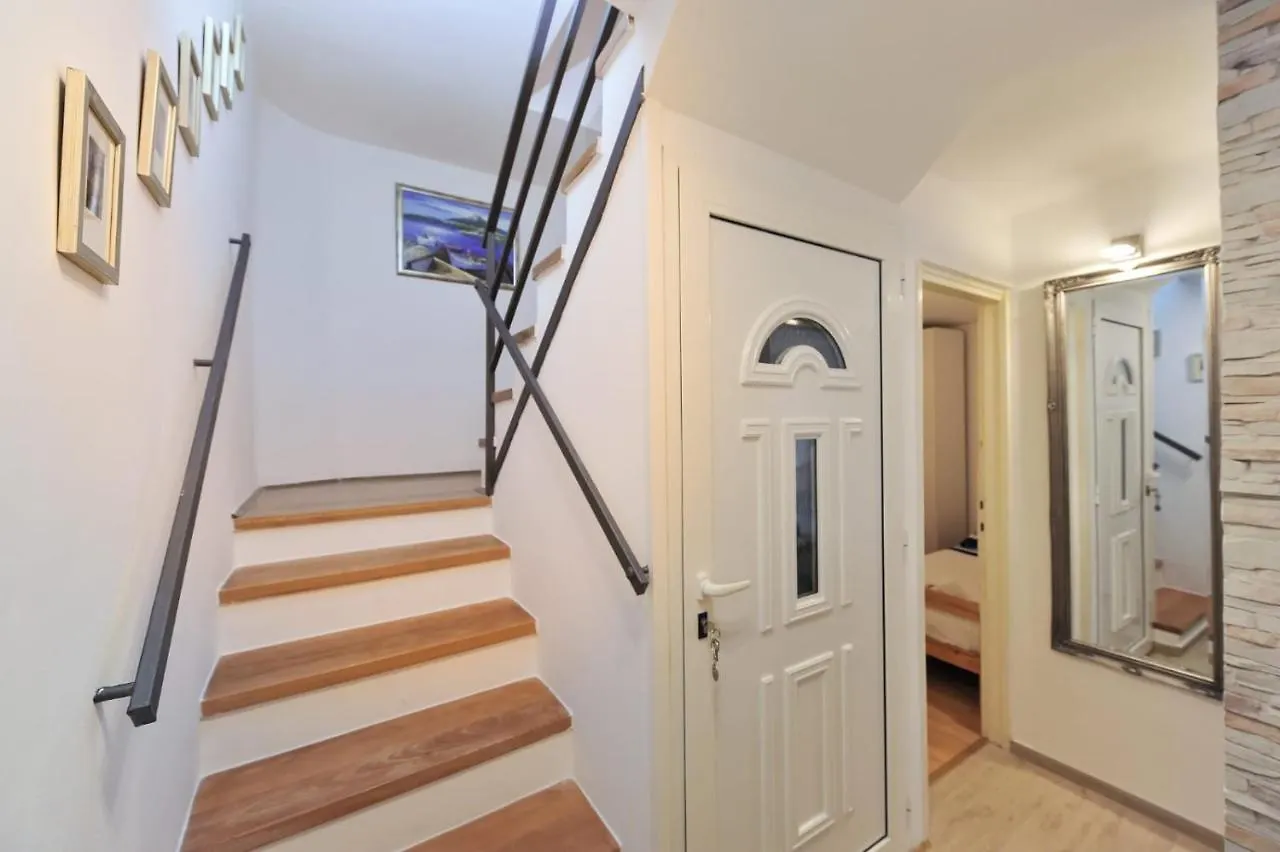 Apartment Beshtie Zadar
